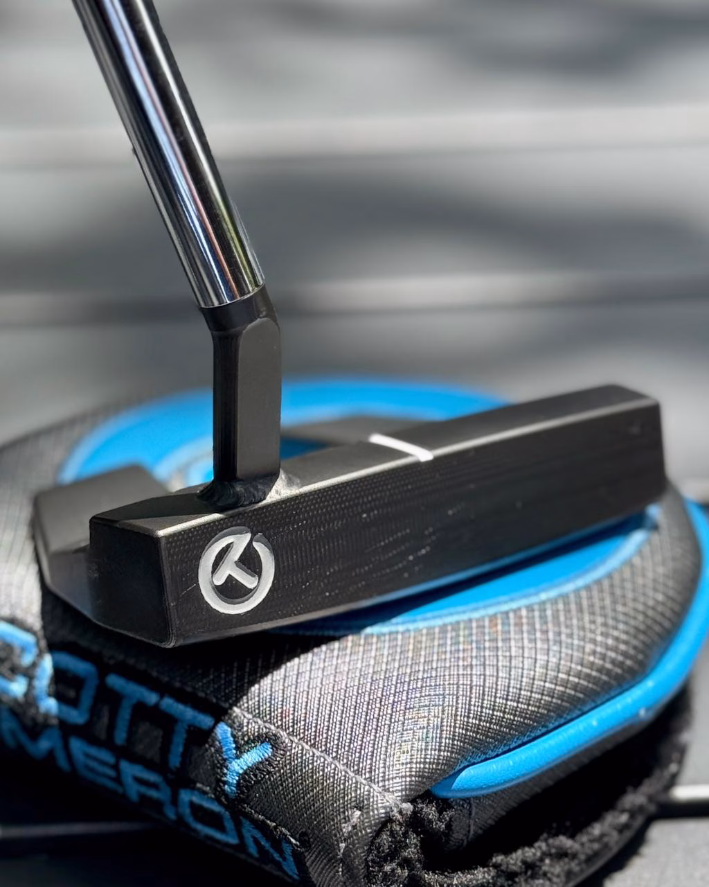 Scotty Cameron Phantom T 5.5 Circle T Proto – 32” (LEFT-HAND) Scotty Cameron Phantom T 5.5 Circle T Proto – 32” (LEFT-HAND)