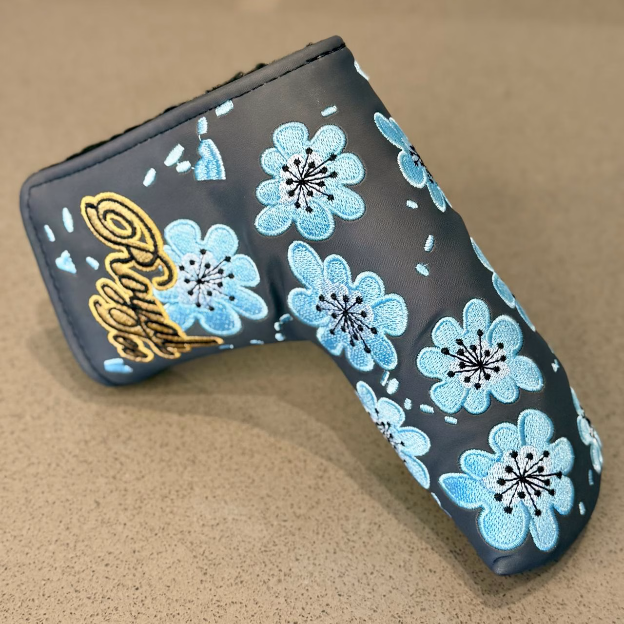 Scotty Cameron Custom Royal Tee Headcover Scotty Cameron Custom Royal Tee Headcover