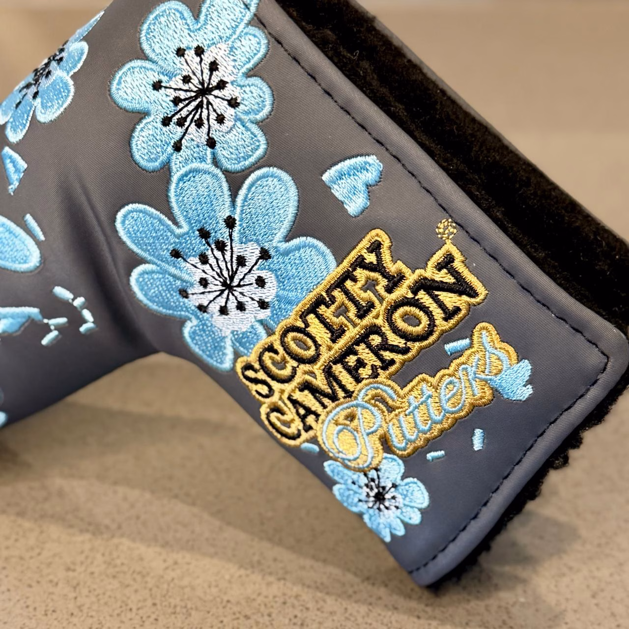 Scotty Cameron Custom Royal Tee Headcover Scotty Cameron Custom Royal Tee Headcover