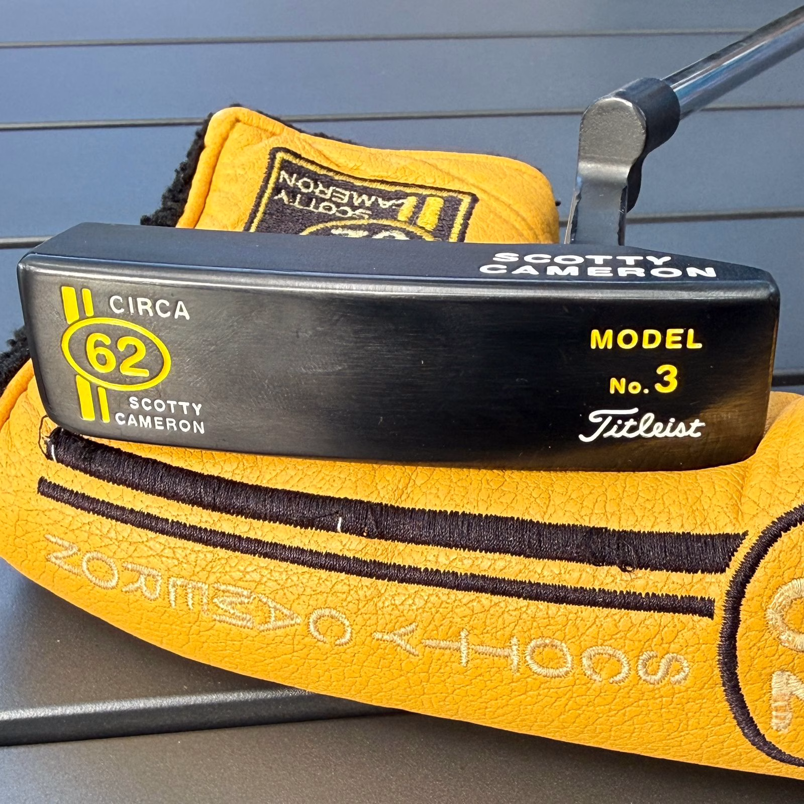 Putter Scotty Cameron Circa 62 No. 3 35″ 9/10 Putter Scotty Cameron Circa 62 No. 3 35″ 9/10