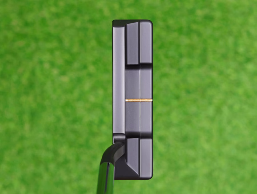 scotty-cameron-tour-only-black-gss-insert-newport-2-5-select-circle-t-360g-putter-20-900×678-1.jpg