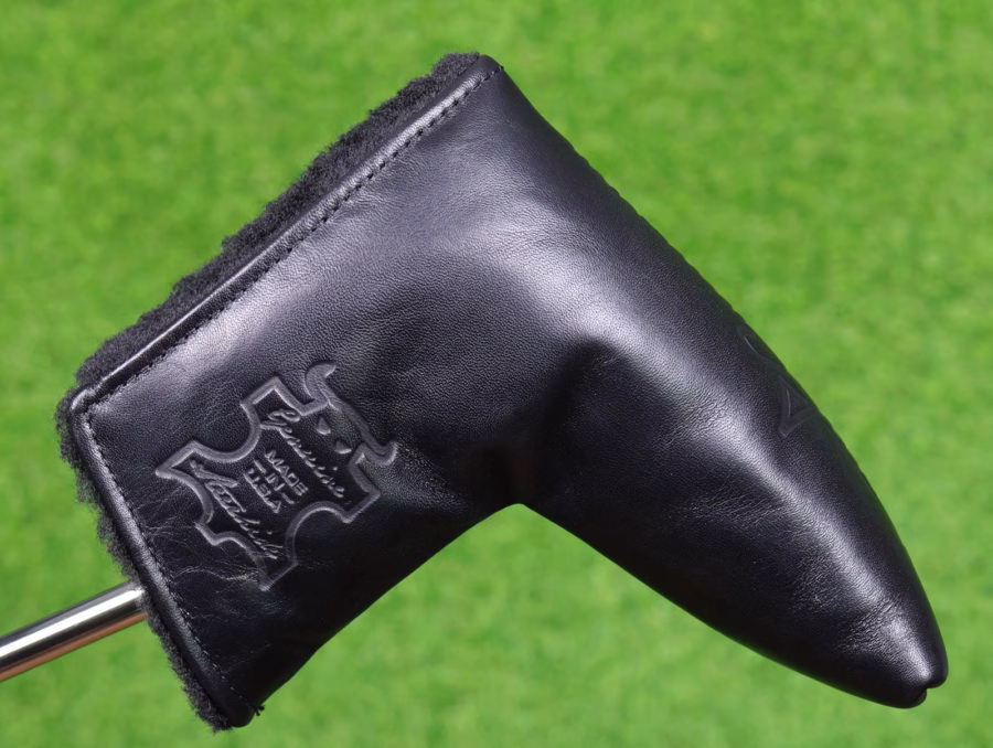 scotty-cameron-tour-only-black-gss-insert-newport-2-5-select-circle-t-360g-putter-39-900×678-1.jpg