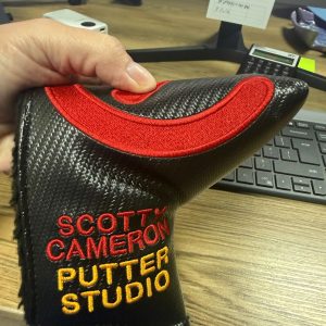 Scotty Cameron Putter Studio Carbon Fiber Style Blade Headcover